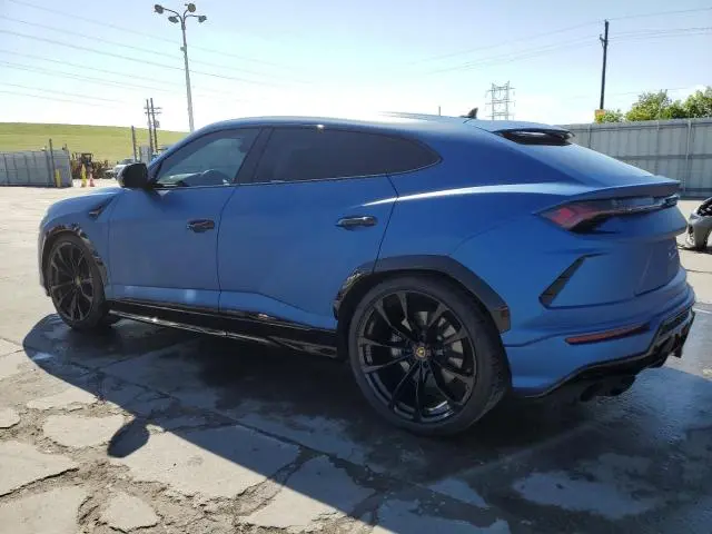 2020 LAMBORGHINI URUS   
