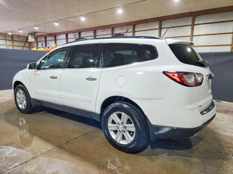 2014 CHEVROLET TRAVERSE LT  