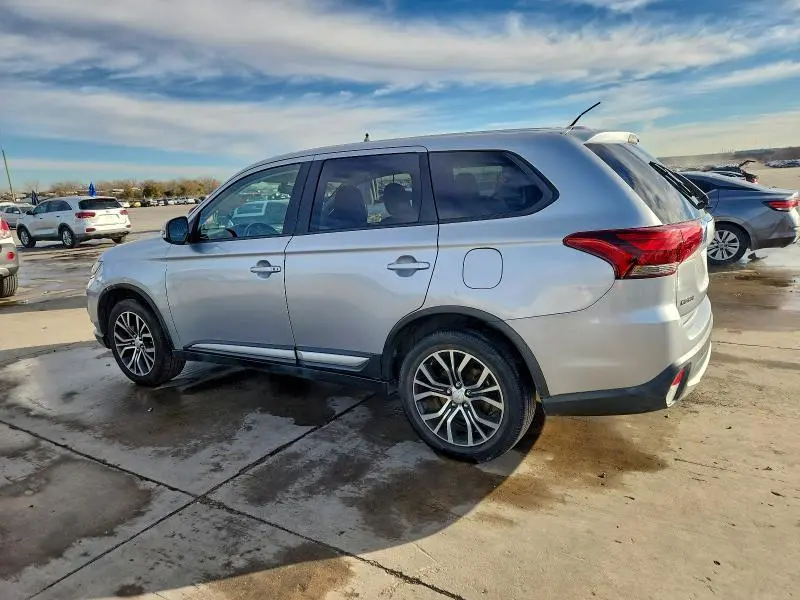 2016 MITSUBISHI OUTLANDER SE  