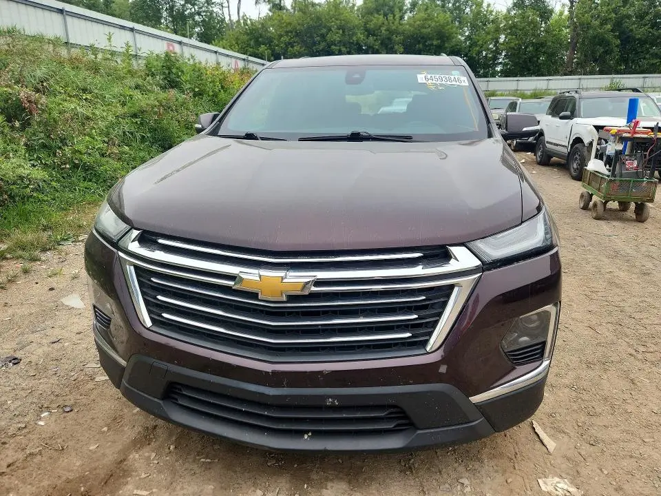 2023 CHEVROLET TRAVERSE LT  