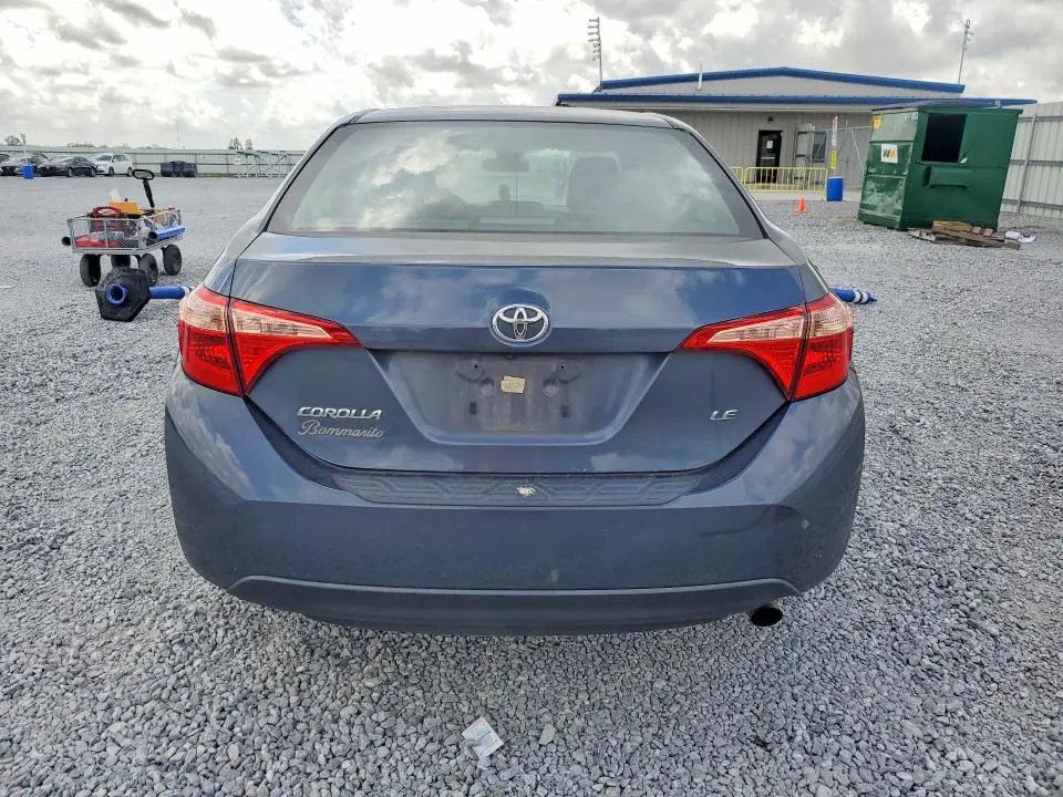 2018 TOYOTA COROLLA LE  