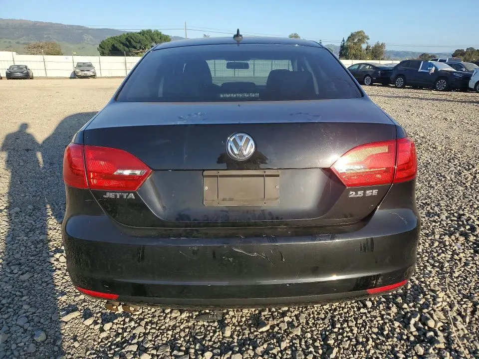 2012 VOLKSWAGEN JETTA SE  