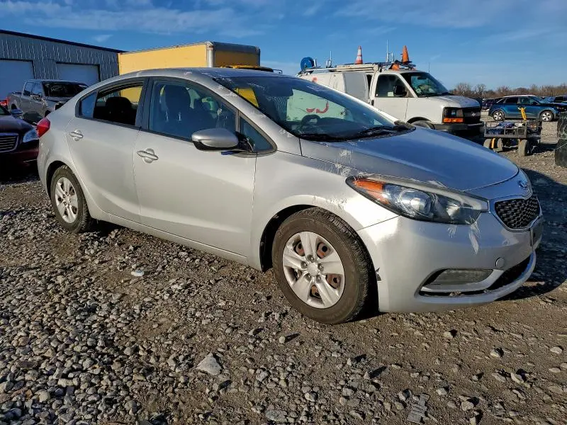 2016 KIA FORTE LX  