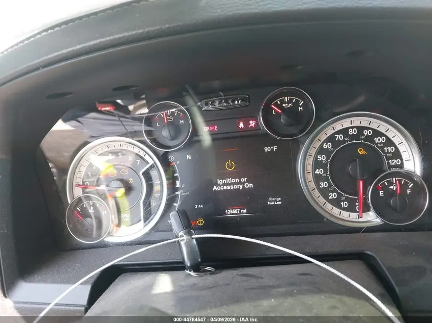 2018 RAM 1500 NIGHT  4X4 5'7 BOX