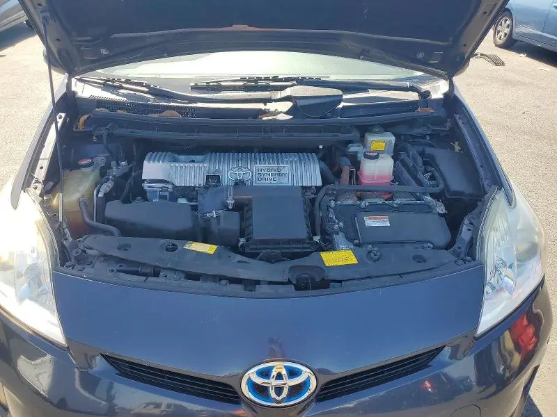 2015 TOYOTA PRIUS TWO  