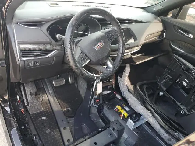 2021 CADILLAC XT4 SPORT