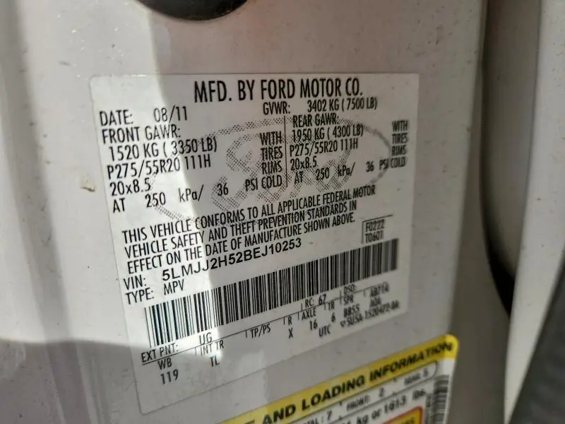 2011 LINCOLN NAVIGATOR   