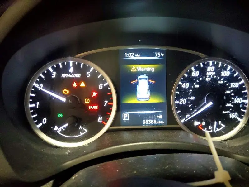 2017 NISSAN SENTRA SV  