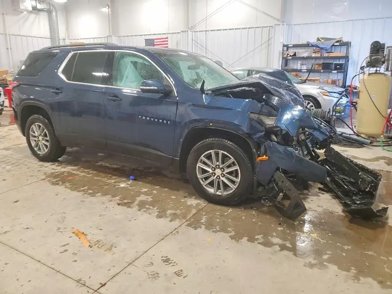 2023 CHEVROLET TRAVERSE LT  