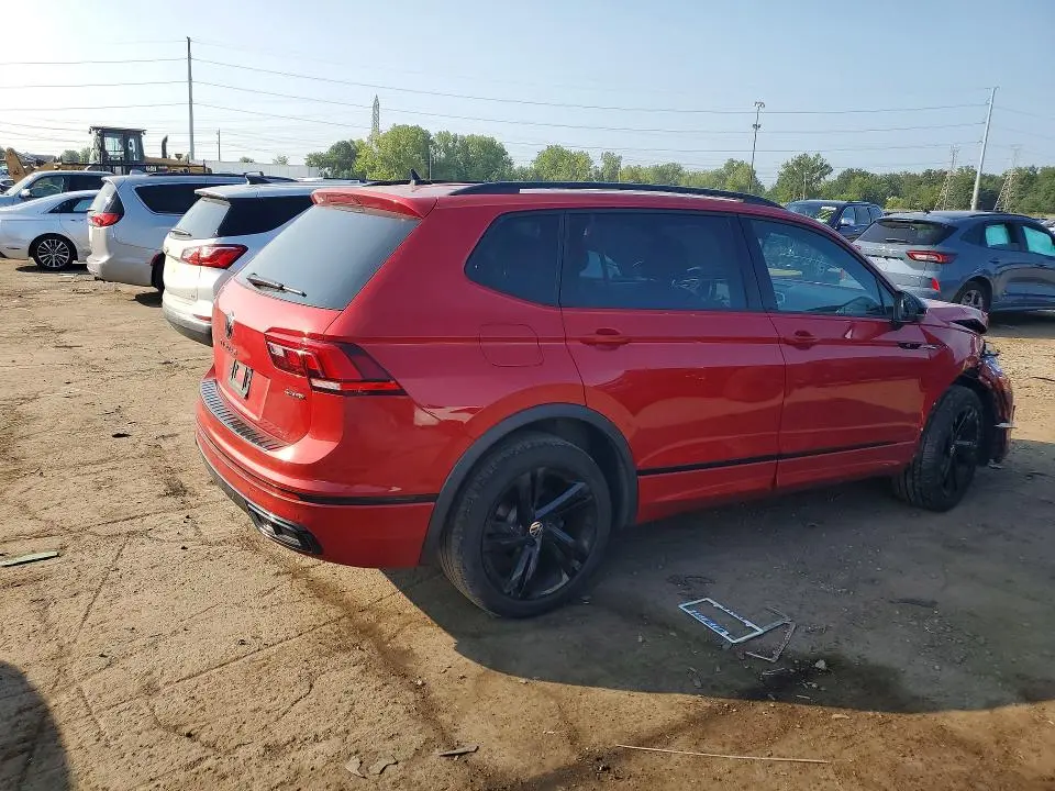 2024 VOLKSWAGEN TIGUAN SE R-LINE BLACK  