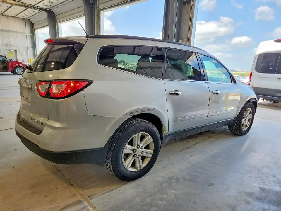 2014 CHEVROLET TRAVERSE LT  