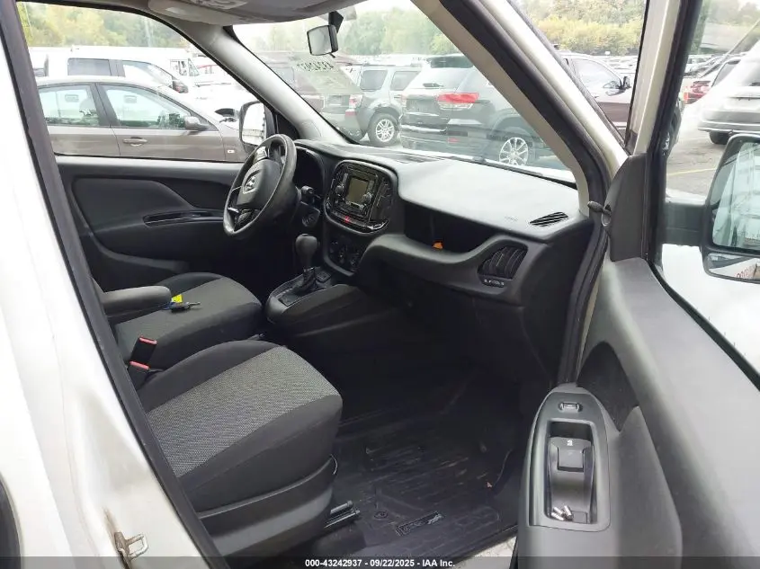 2019 RAM PROMASTER CITY TRADESMAN