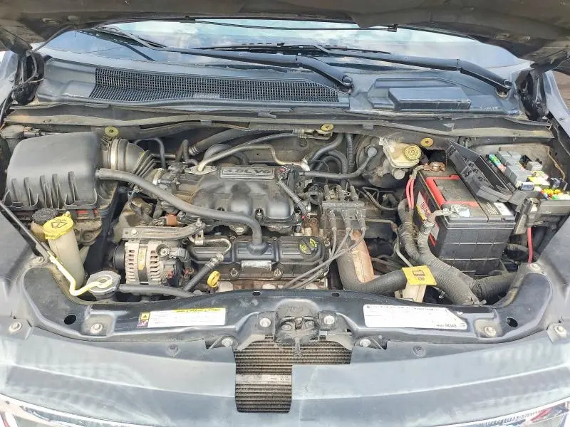 2010 VOLKSWAGEN ROUTAN SE  