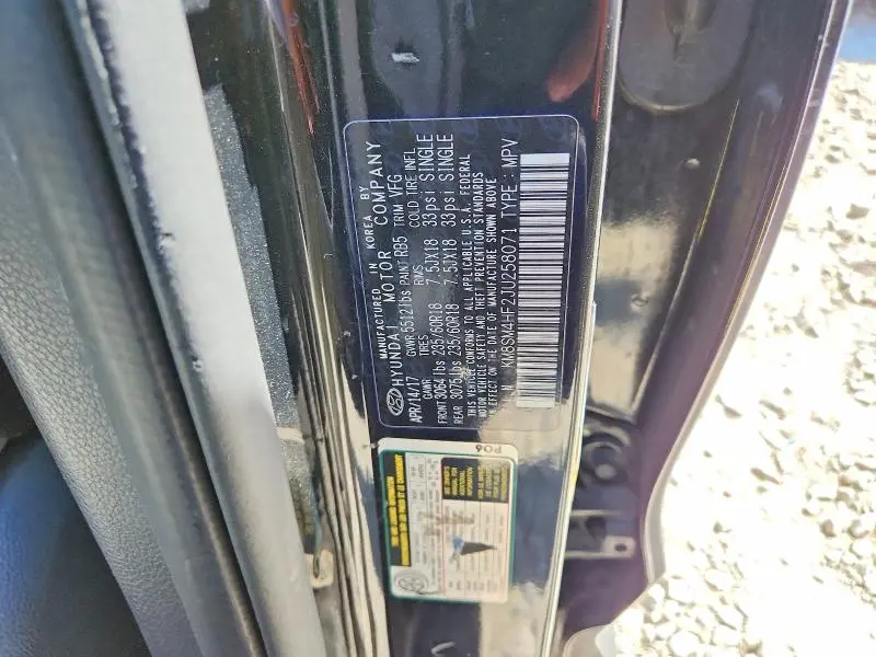 2018 HYUNDAI SANTA FE SE  