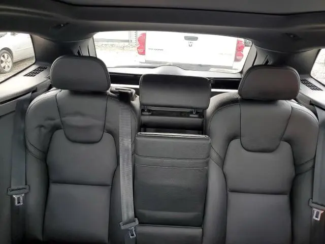 2020 VOLVO XC60 T5 MOMENTUM  