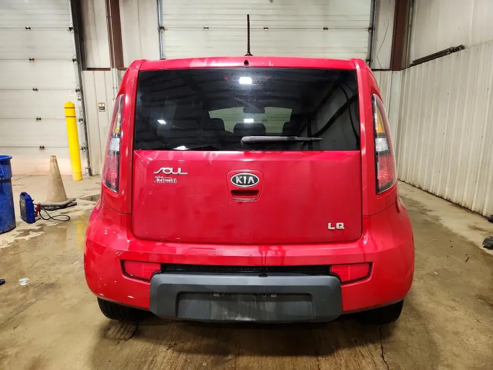 2011 KIA SOUL +  
