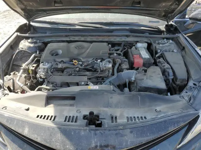 2024 TOYOTA CAMRY XLE  