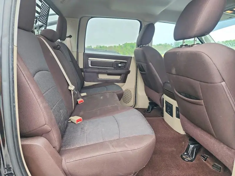 2014 RAM 1500 SLT  