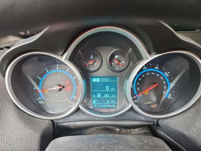 2015 CHEVROLET CRUZE LT  