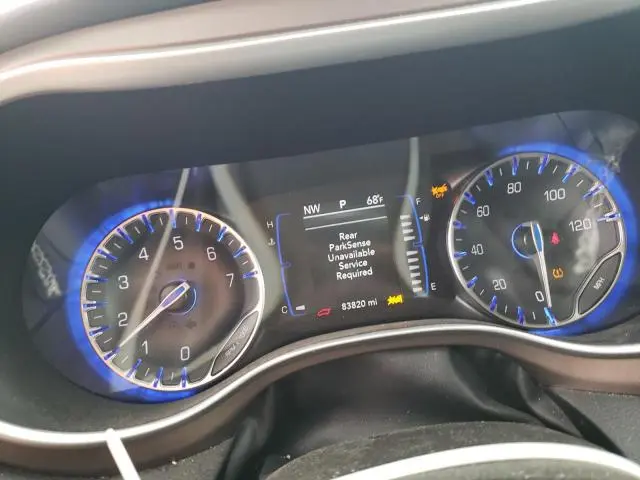 2021 CHRYSLER VOYAGER LX  