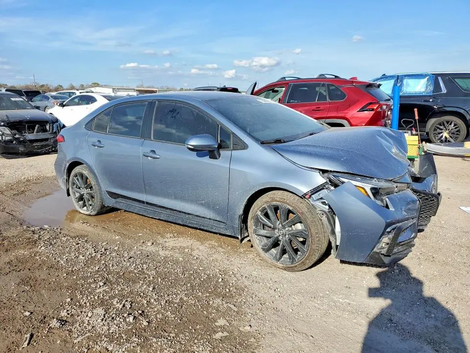 2024 TOYOTA COROLLA SE  