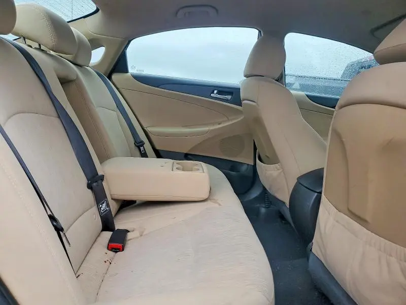 2012 HYUNDAI SONATA GLS  