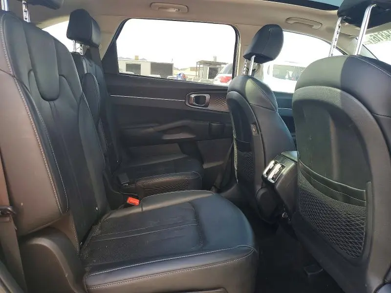 2023 KIA SORENTO EX  