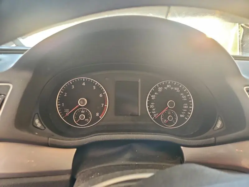 2014 VOLKSWAGEN PASSAT S  