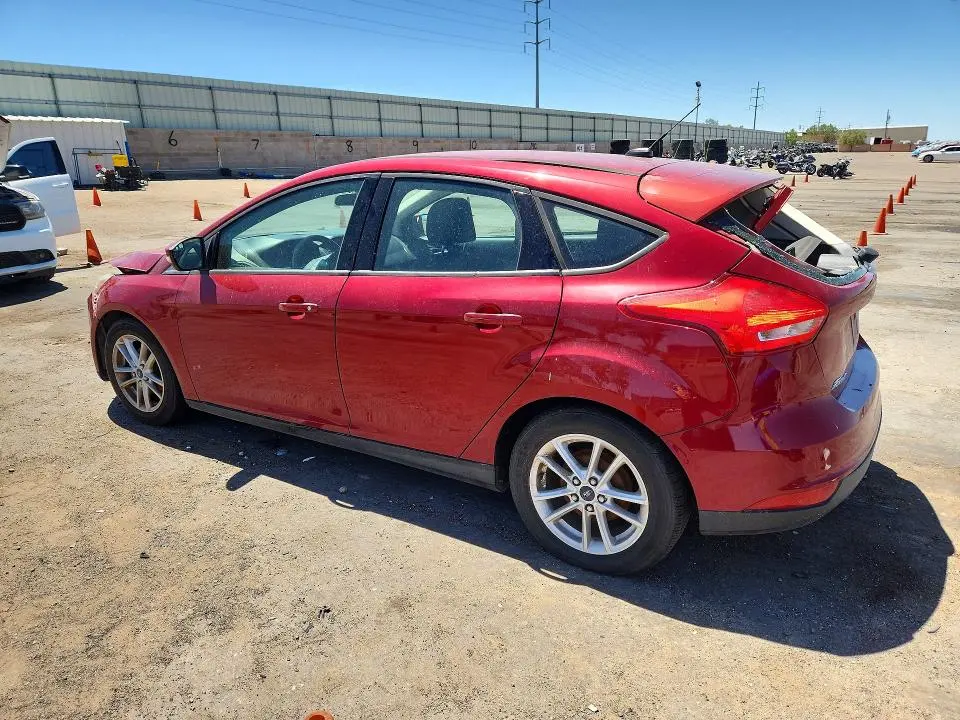 2015 FORD FOCUS SE  