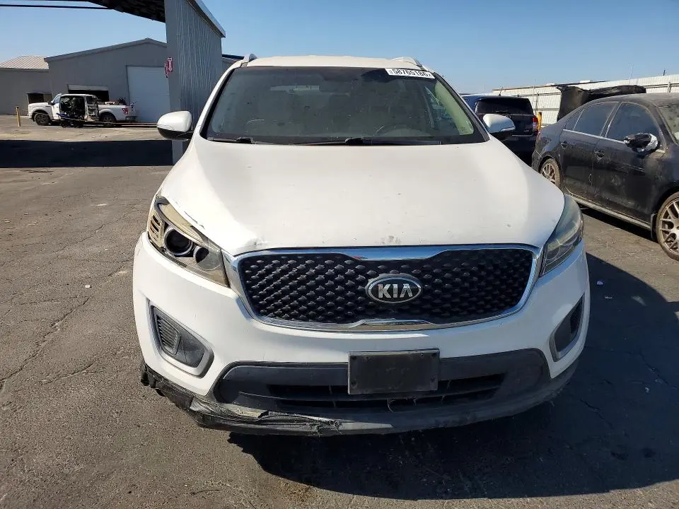 2016 KIA SORENTO LX  