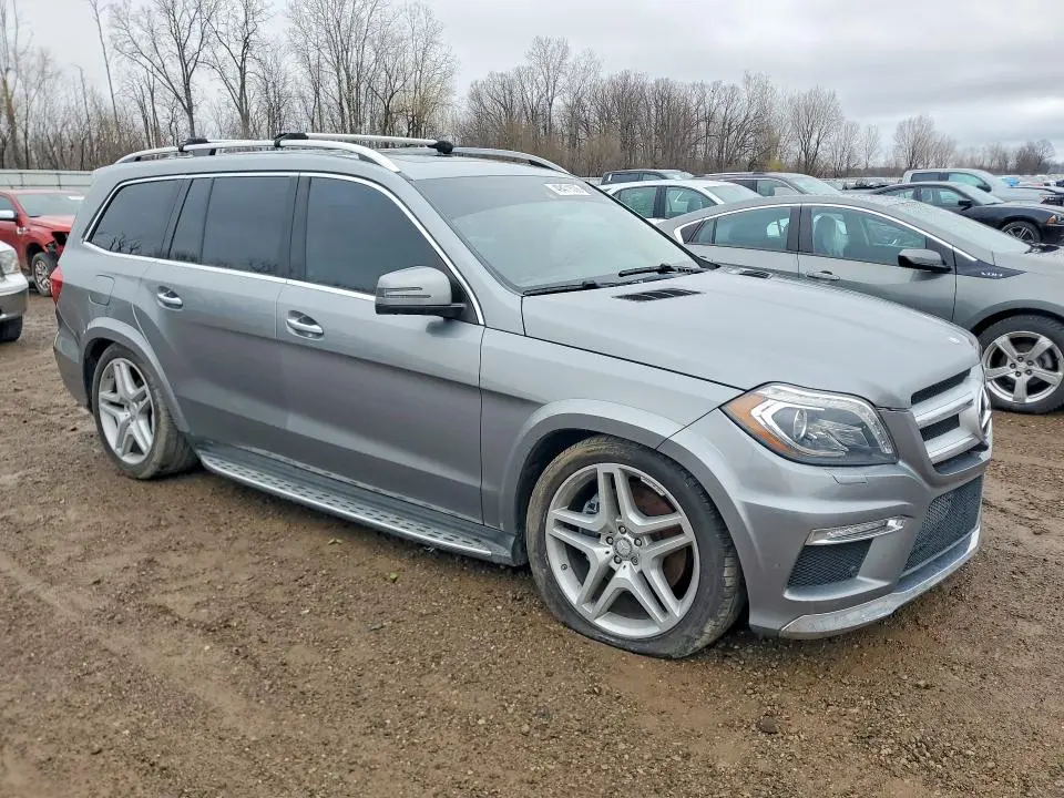 2015 MERCEDES-BENZ GL 550 4MATIC  