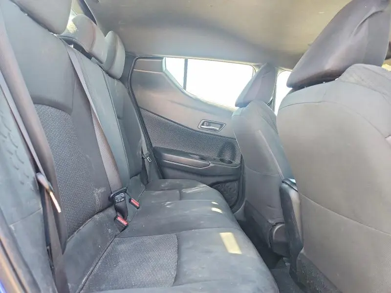 2018 TOYOTA C-HR XLE PREMIUM  
