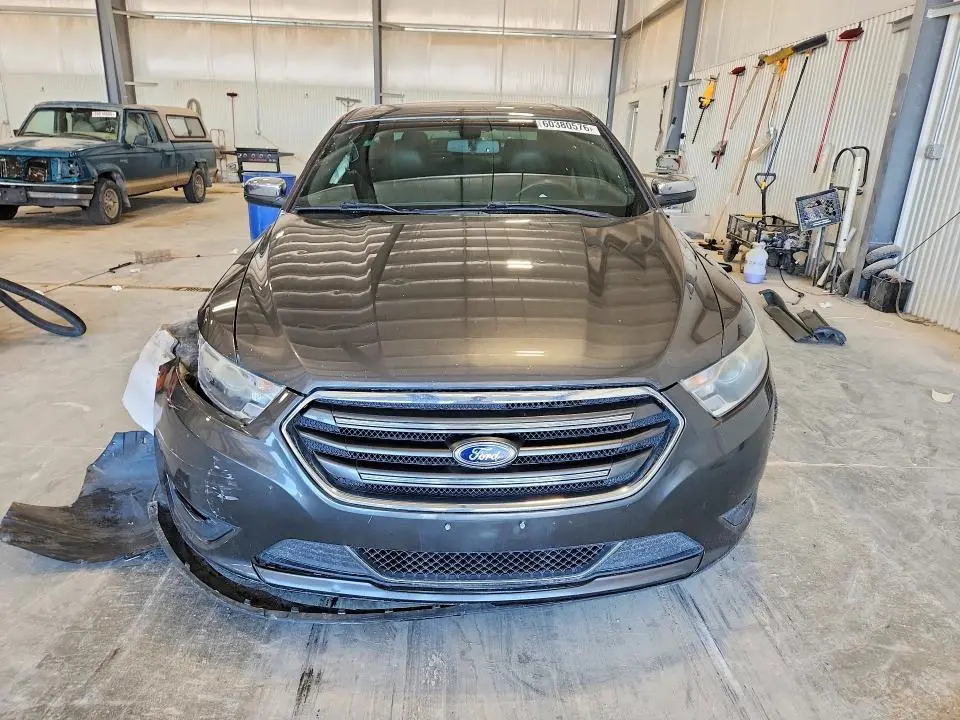 2015 FORD TAURUS LIMITED  