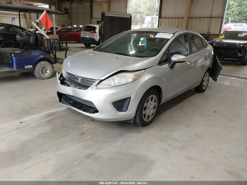 2013 FORD FIESTA SE