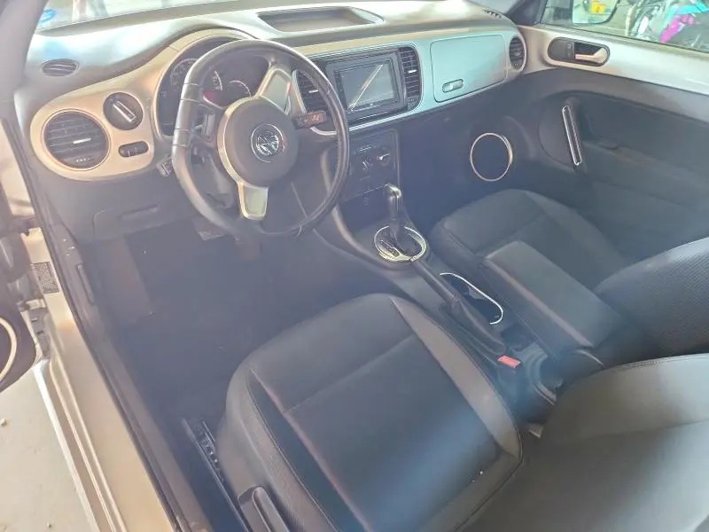 2013 VOLKSWAGEN BEETLE   