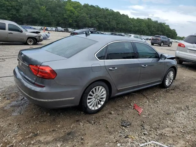 2016 VOLKSWAGEN PASSAT SE  