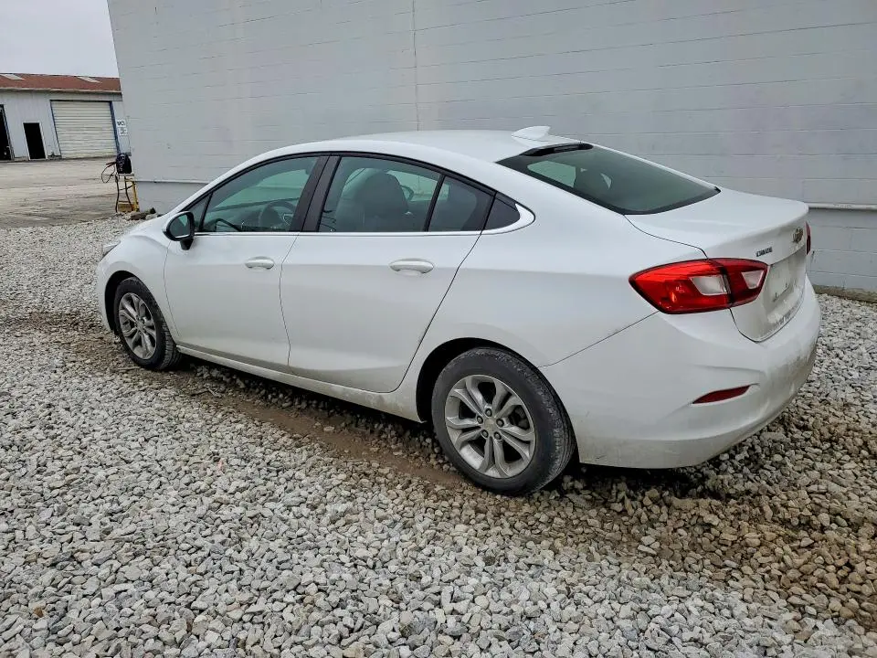 2019 CHEVROLET CRUZE LT  