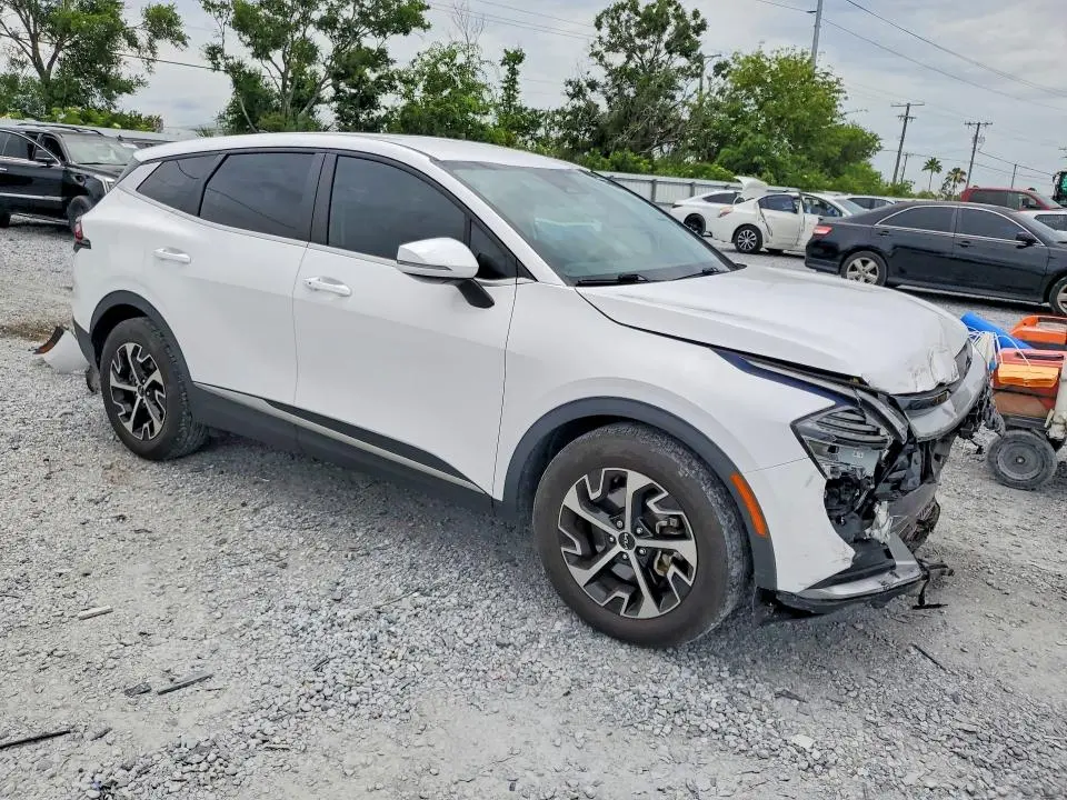 2024 KIA SPORTAGE EX  