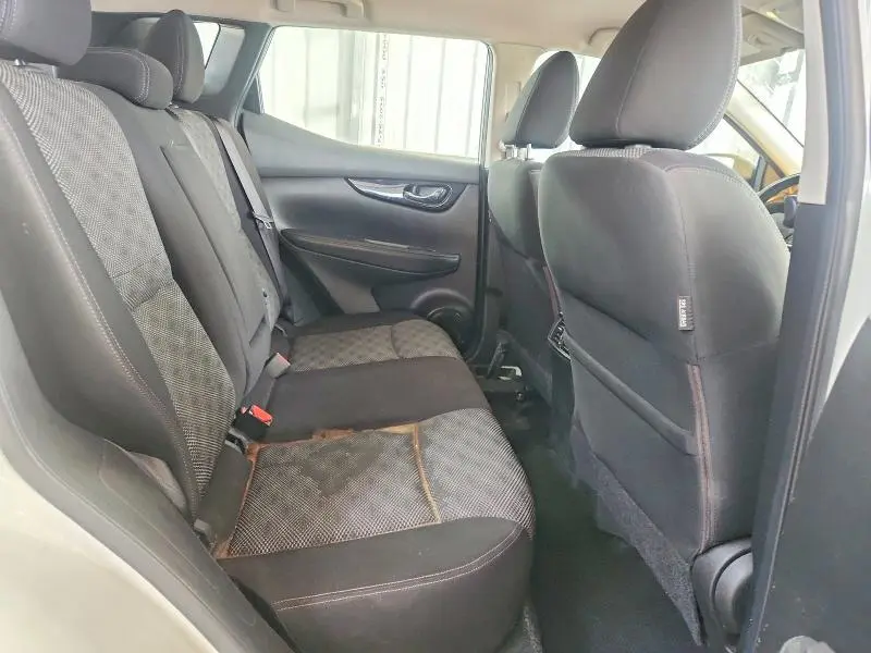 2017 NISSAN ROGUE   