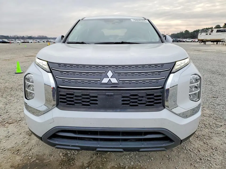 2022 MITSUBISHI OUTLANDER ES  