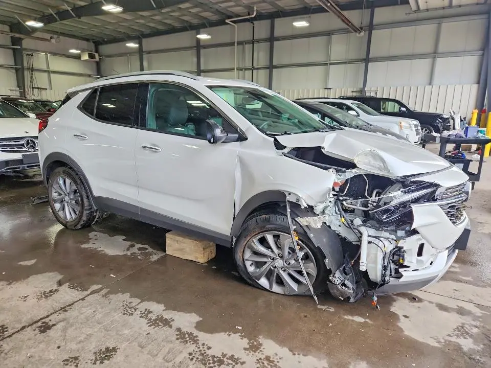 2023 BUICK ENCORE GX ESSENCE  