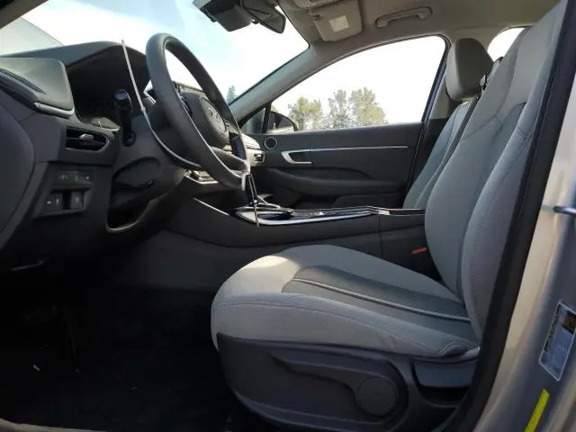 2020 HYUNDAI SONATA SE  