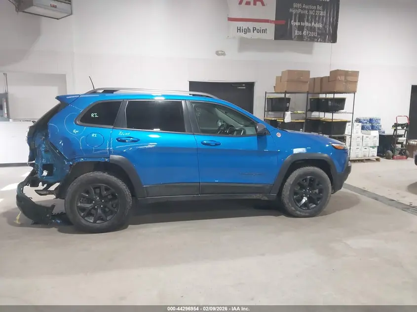 2018 JEEP CHEROKEE TRAILHAWK 4X4