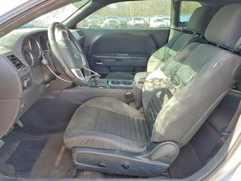 2014 DODGE CHALLENGER SXT  