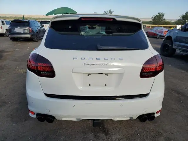 2013 PORSCHE CAYENNE GTS  