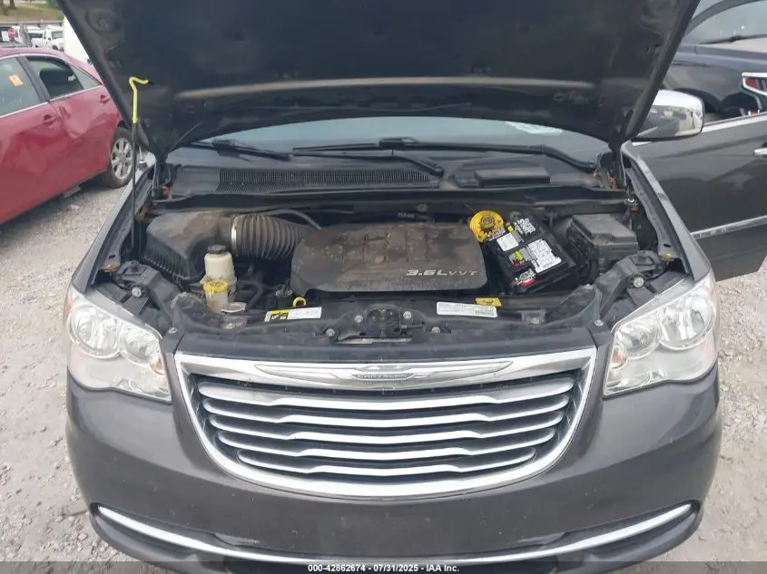 2016 CHRYSLER TOWN & COUNTRY TOURING-L