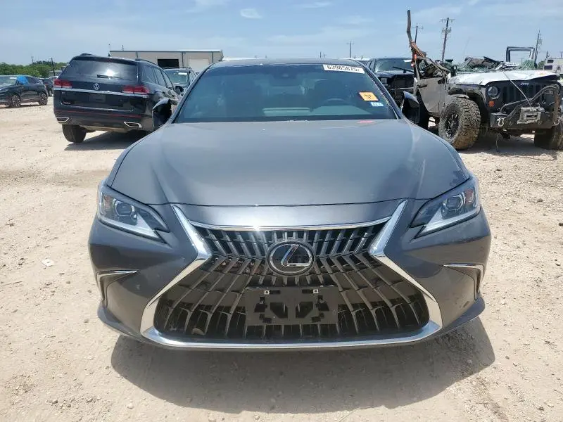 2025 LEXUS ES 300H BASE  