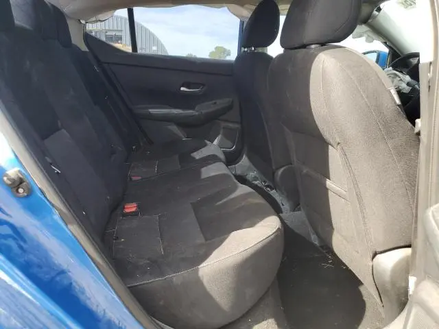 2022 NISSAN SENTRA SV  