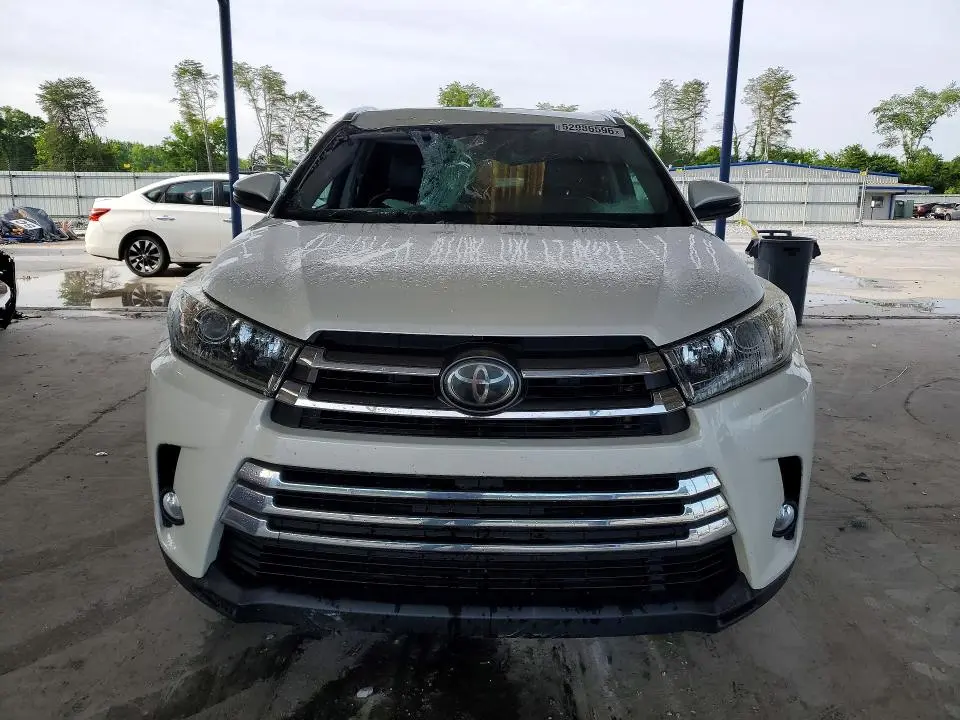 2018 TOYOTA HIGHLANDER LIMITED  