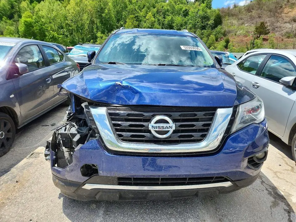 2020 NISSAN PATHFINDER SV  